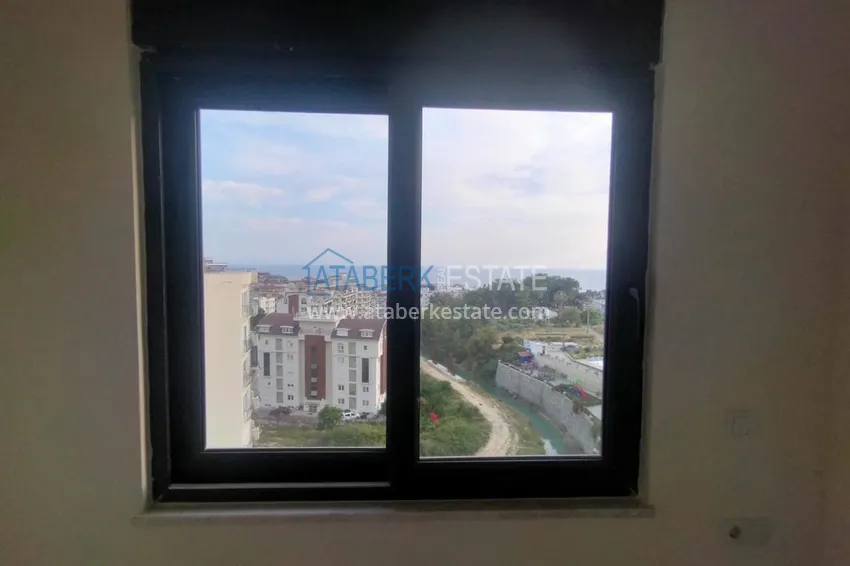 Purchase  Apartment in Avsallar from an investor in a complex under construction 10 