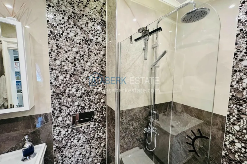 Purchase Duplex with exclusive concept furniture and luxurious panoramic views — Alanya, Mahmutlar district 17