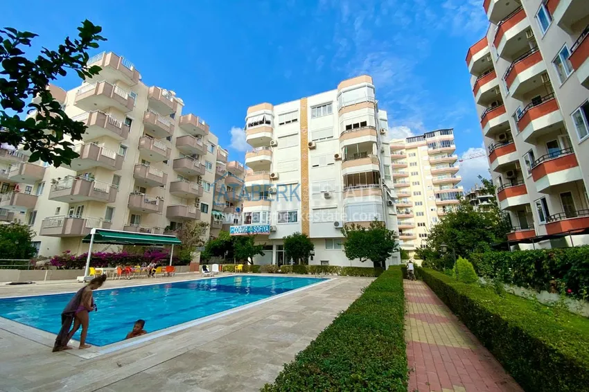 Turnkey flat on the first beachfront in Alanya, Mahmutlar district 2