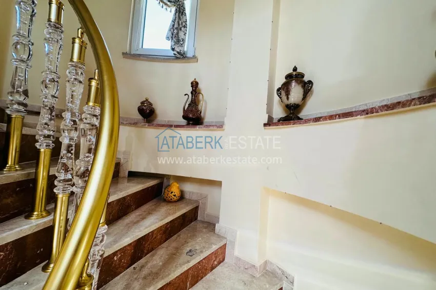 Purchase Duplex with exclusive concept furniture and luxurious panoramic views — Alanya, Mahmutlar district 20