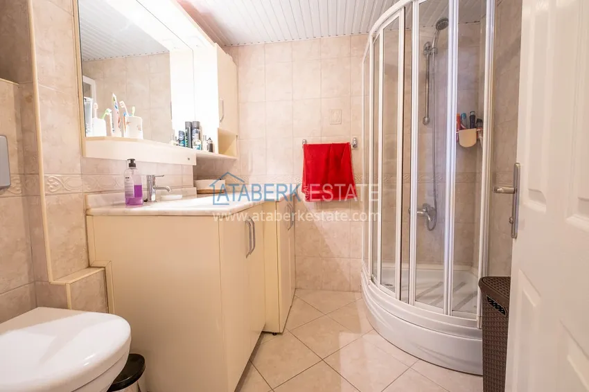 Purchase Two-bedroom apartment with furniture and sea view — Alanya, Mahmutlar 24 