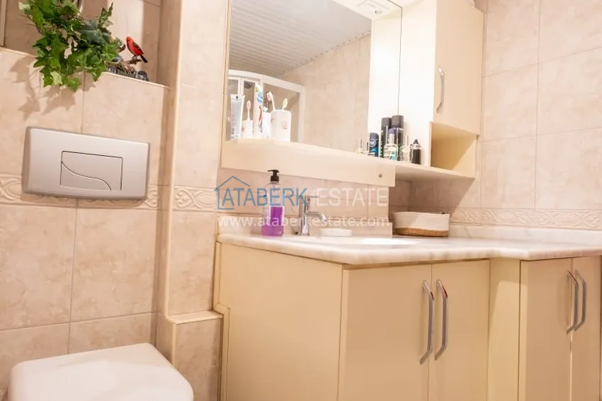 Purchase Two-bedroom apartment with furniture and sea view — Alanya, Mahmutlar 26 