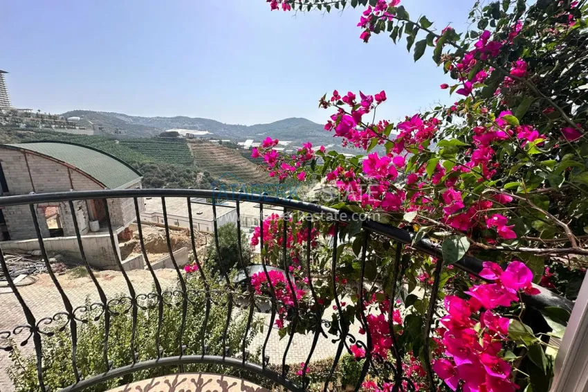 Purchase Duplex with exclusive concept furniture and luxurious panoramic views — Alanya, Mahmutlar district 32