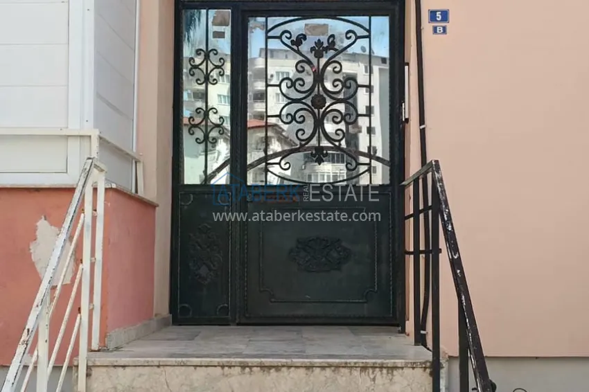 Two-bedroom apartment with furniture and a separate kitchen 250 meters from the sea - Mahmutlar district, Alanya 3 