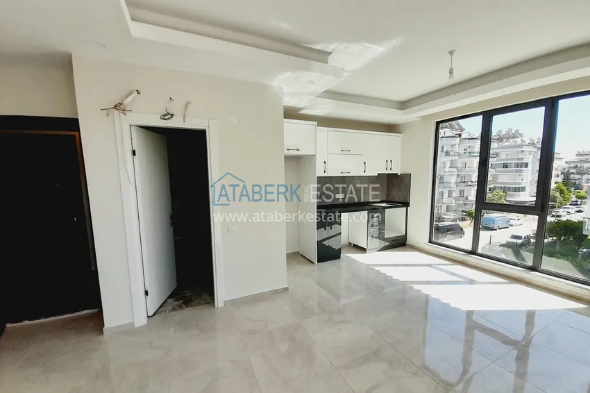 Purchase Offer from the owner - a one-bedroom apartment in a new complex in Oba, Alanya 3 
