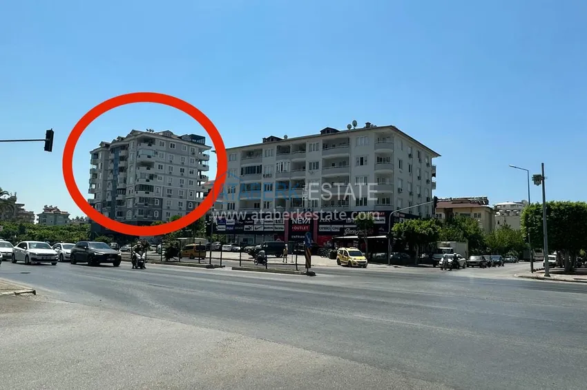 Real estate for residence permit. Three-room apartment with furniture in Oba - Alanium shopping center area 3 