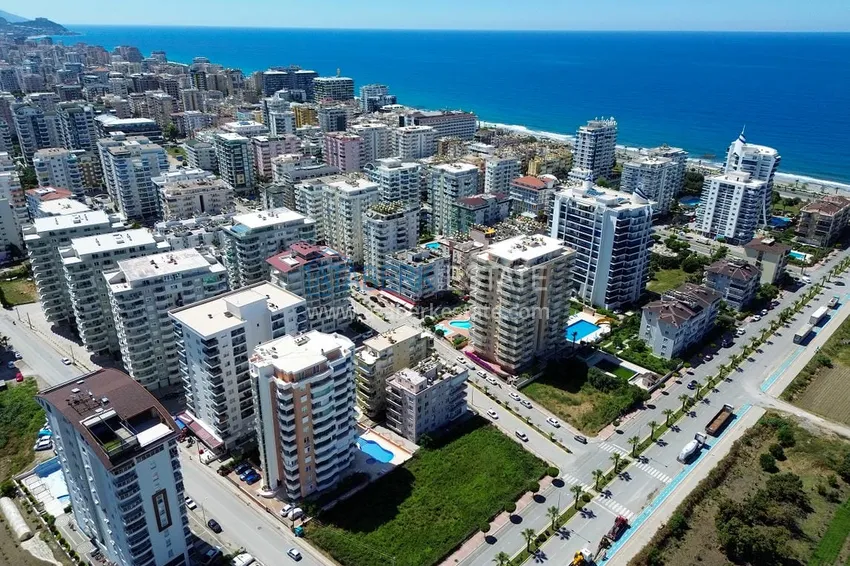 Two-bedroom apartment with furniture and sea view — Alanya, Mahmutlar 5 