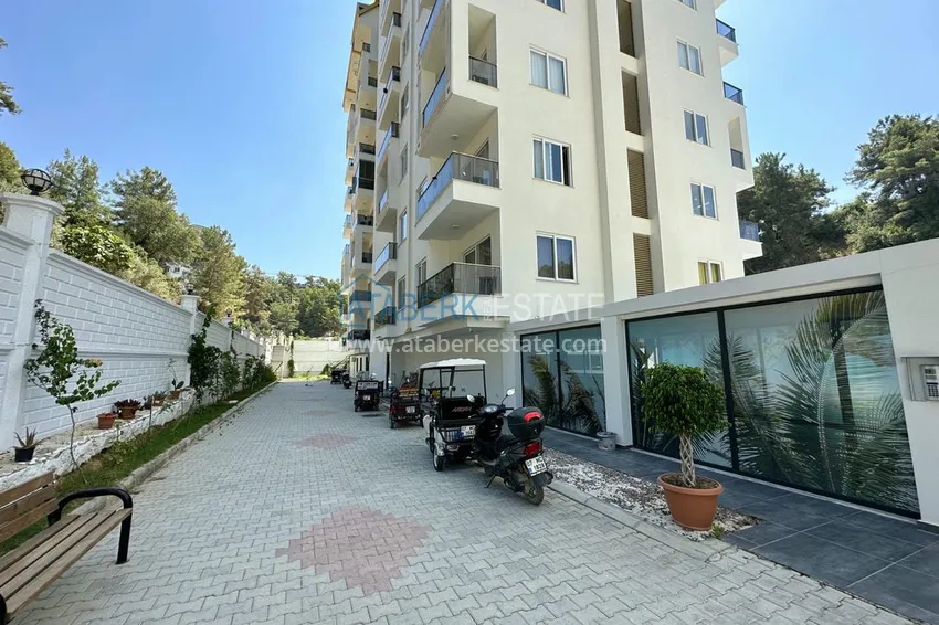 Furnished one-bedroom apartment from the owner in Alanya, Avsallar district 6 