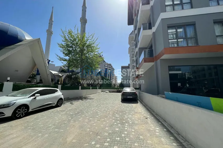 Apartments in Mahmutlar of various layouts in a complex under construction 6 