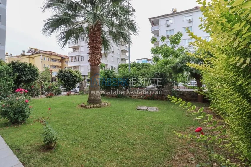 Real estate for residence permit. Three-room apartment with furniture in Oba - Alanium shopping center area 6 