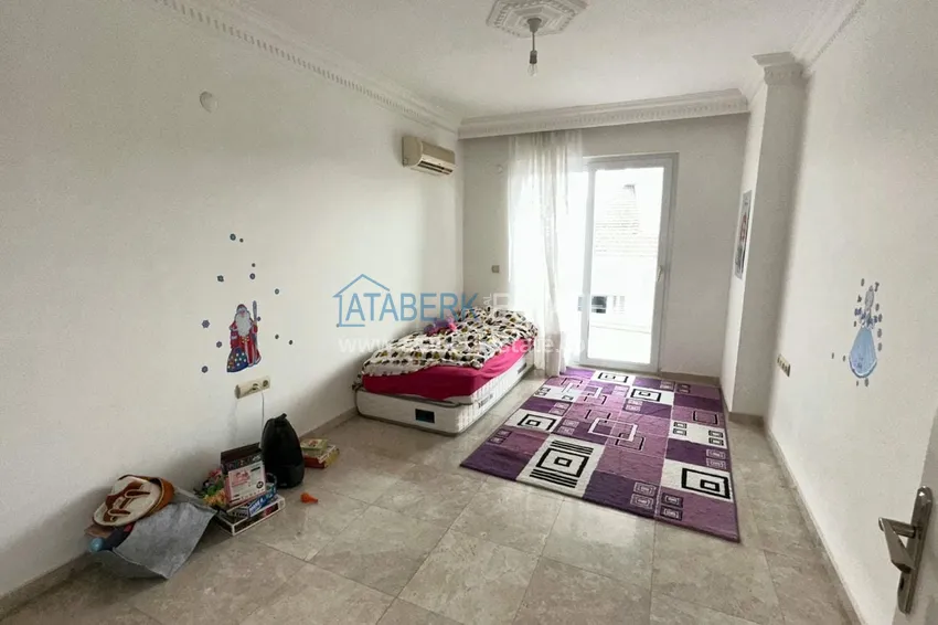 Purchase  Real estate for residence permit. Three-room apartment with furniture in Oba - Alanium shopping center area 6 