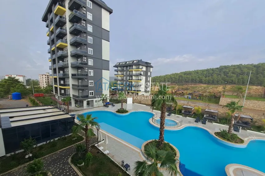 Turnkey two-room apartment with glazed balcony in Alanya, Avsallar district 7 
