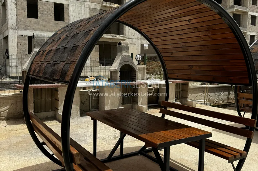 One bedroom Apartment with Fine Finishing and Mountain View in Tomyuk District, Mersin. Installment is possible 14 