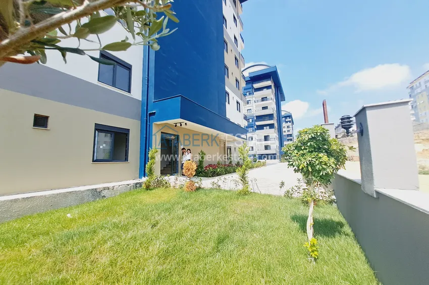 Finely finished one-bedroom apartment in a complex with luxurious infrastructure — Alanya, Payallar district  13 