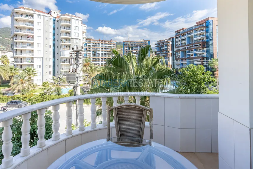 Purchase  Real estate under citizenship. Furnished apartment near Alanium shopping center — Alanya, Cikcilli district 15 