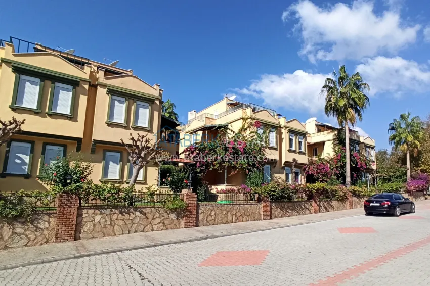 Triplex villa with furniture in a complex of townhouses - Alanya, Konakli area 1 