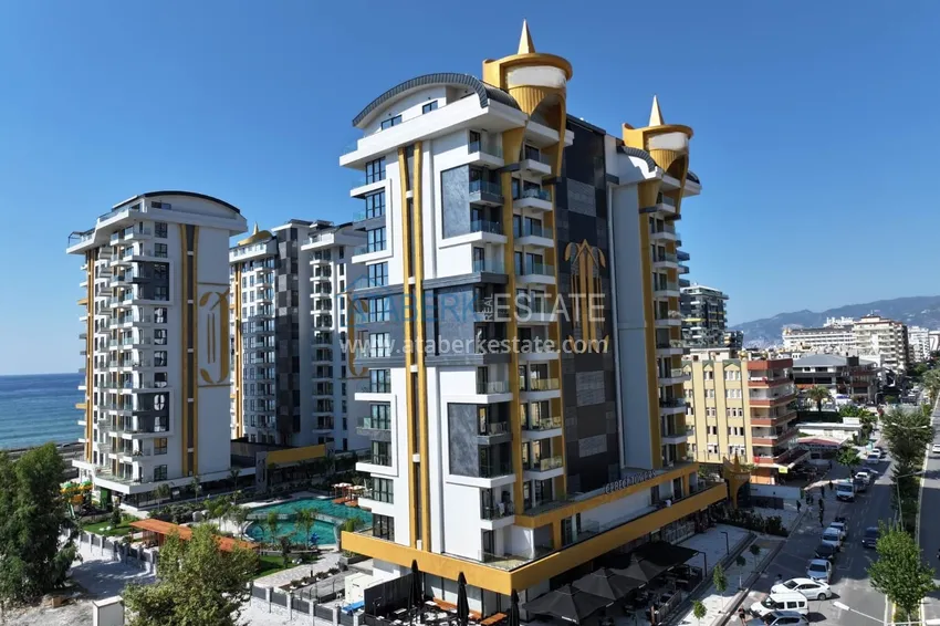 First line beachfront flat with finishing - Alanya, Mahmutlar area 1 