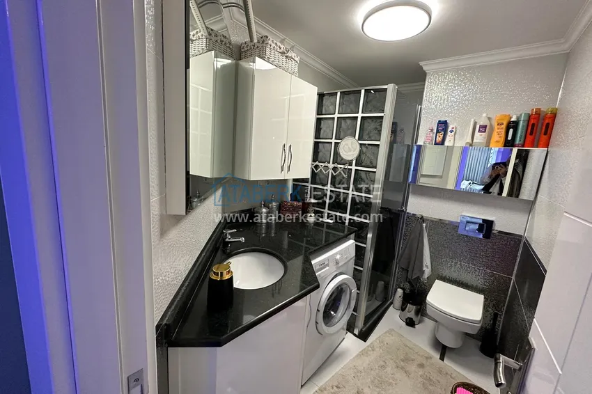 Purchase Property for residence permit. City flat with sea view in the centre of Alanya - 500 meters from the sea 23