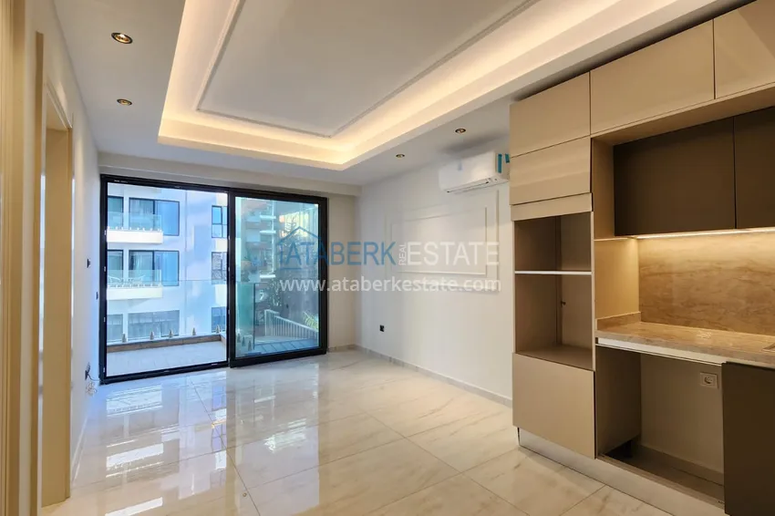 Purchase First line beachfront flat with finishing - Alanya, Mahmutlar area 3 