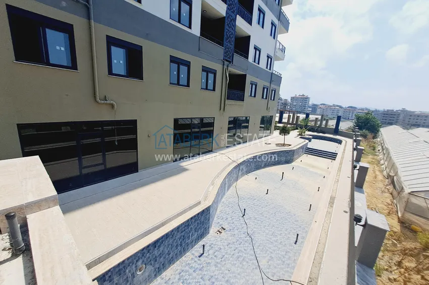 Finely finished one-bedroom apartment in a complex with luxurious infrastructure — Alanya, Payallar district  3 