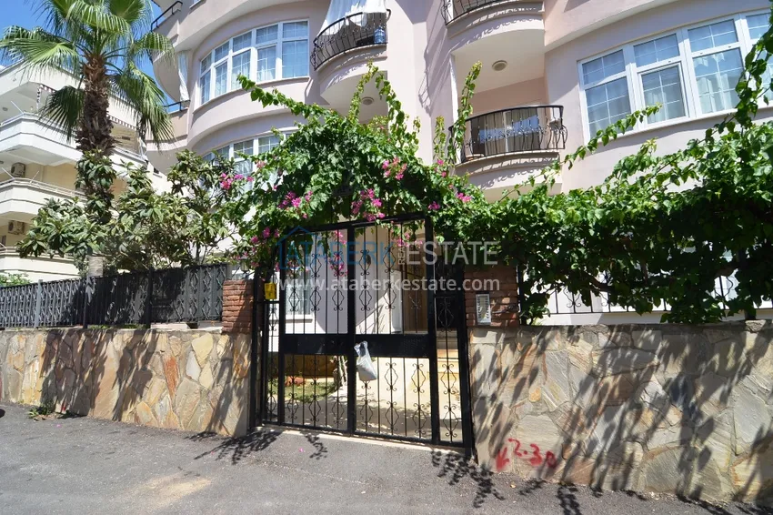 Renovated apartment with new furniture 300 meters from the sea - Oba district, Alanya 3 