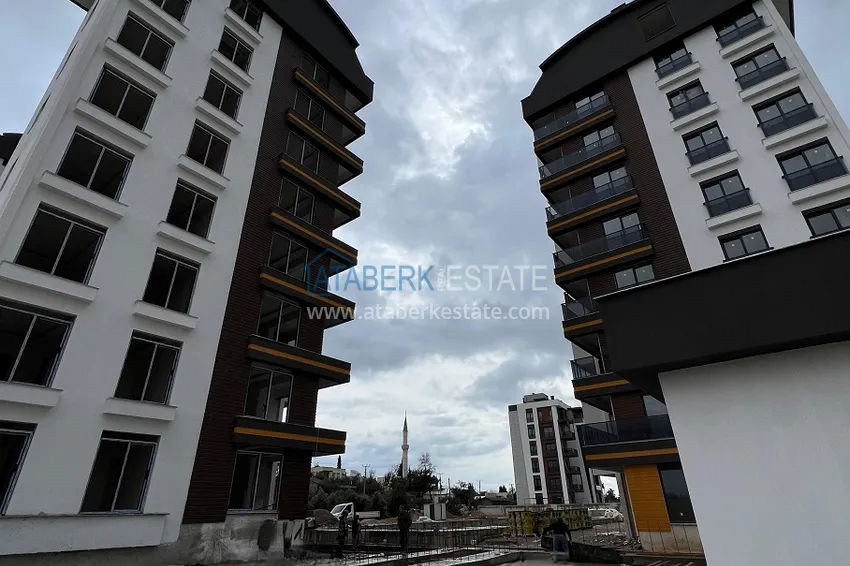 Photo - Apartments from the Developer in a Residential Complex at the Final Stage of Construction in Altintash, Antalya 3 