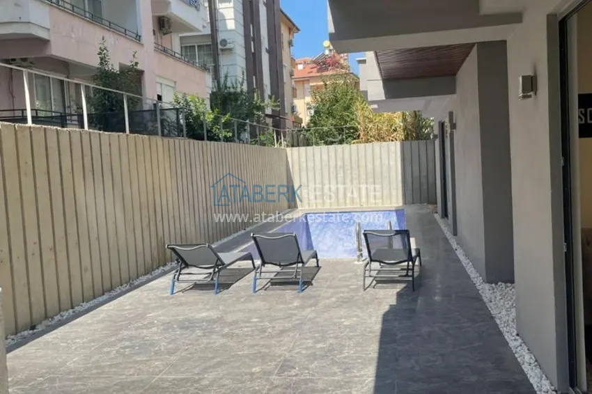 Furnished European-style two-room apartment in the center of Alanya in a comfortable complex 4 