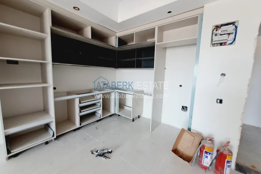 Purchase  Apartment by the sea directly from an investor in a hotel complex under construction - Turkler district 4 