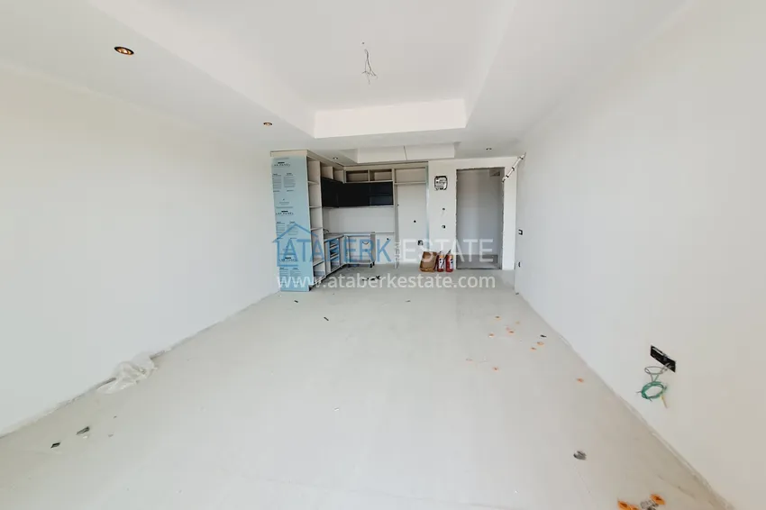 Purchase  Apartment by the sea directly from an investor in a hotel complex under construction - Turkler district 6 