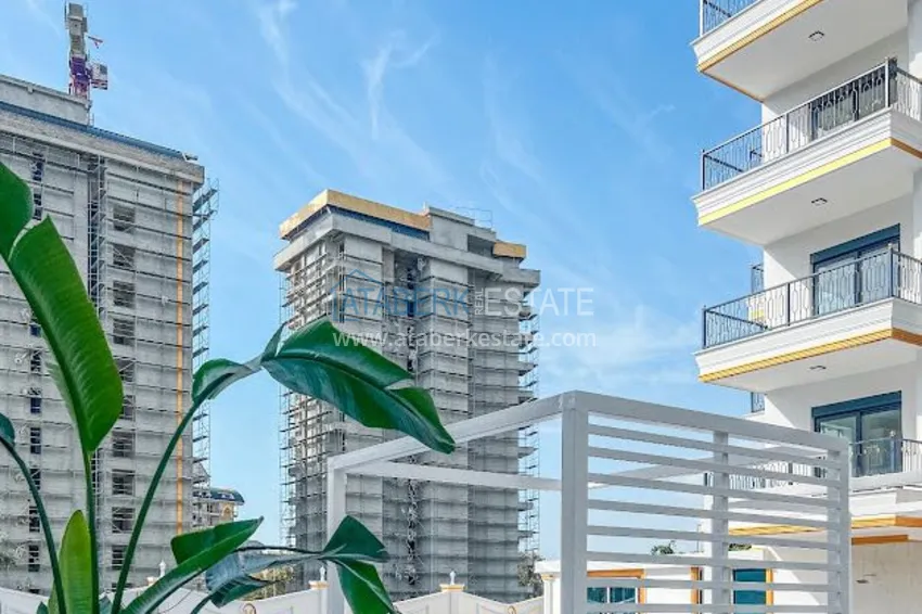 Primary property in Alanya — a one-bedroom apartment with a fine finish in Mahmutlar 6