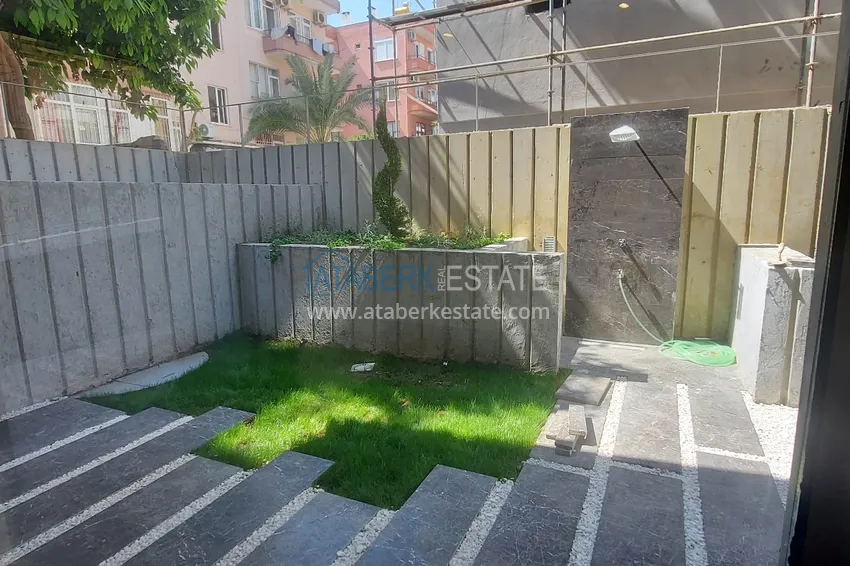 Furnished European-style two-room apartment in the center of Alanya in a comfortable complex 7 