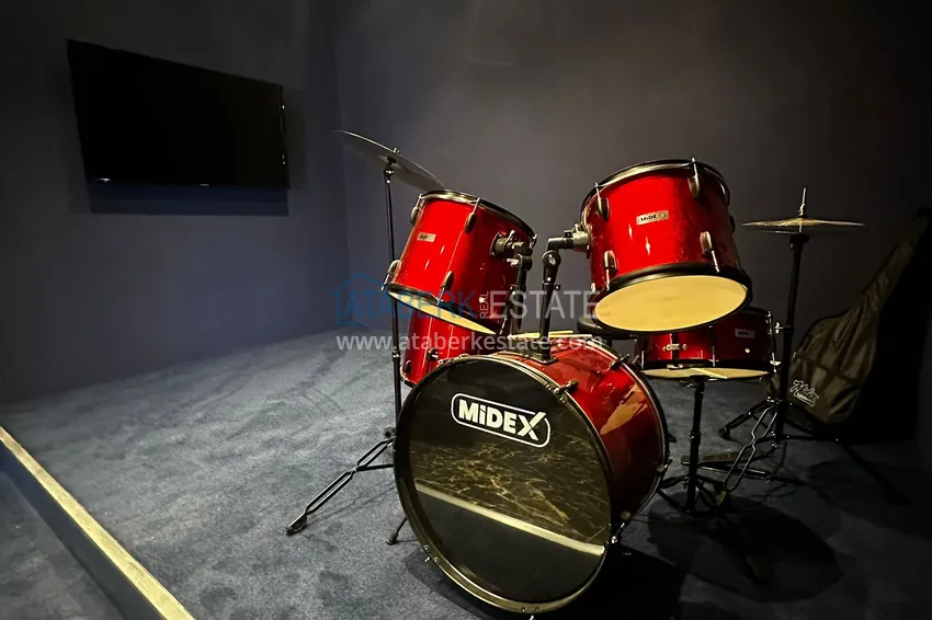 Primary property in Alanya — a one-bedroom apartment with a fine finish in Mahmutlar 8