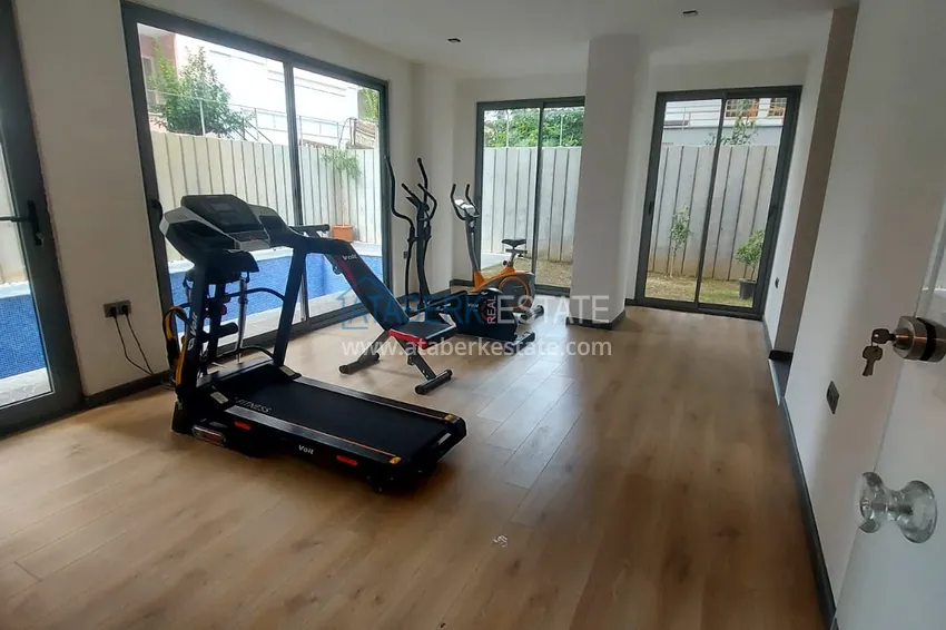 Furnished European-style two-room apartment in the center of Alanya in a comfortable complex 9 