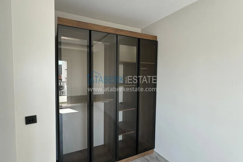 Buy cheap 1+1 apartment in a new complex from the owner in the Tomyuk-Mersin area 6 