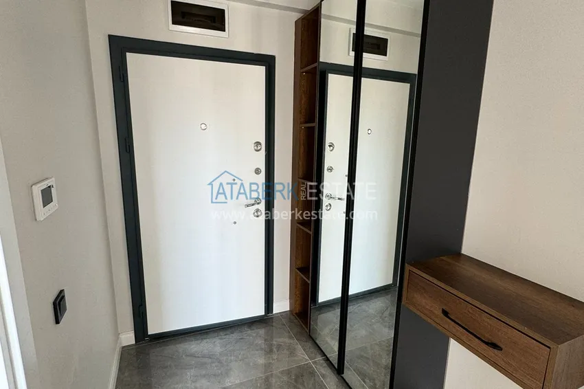 Buy cheap 1+1 apartment in a new complex from the owner in the Tomyuk-Mersin area 2 