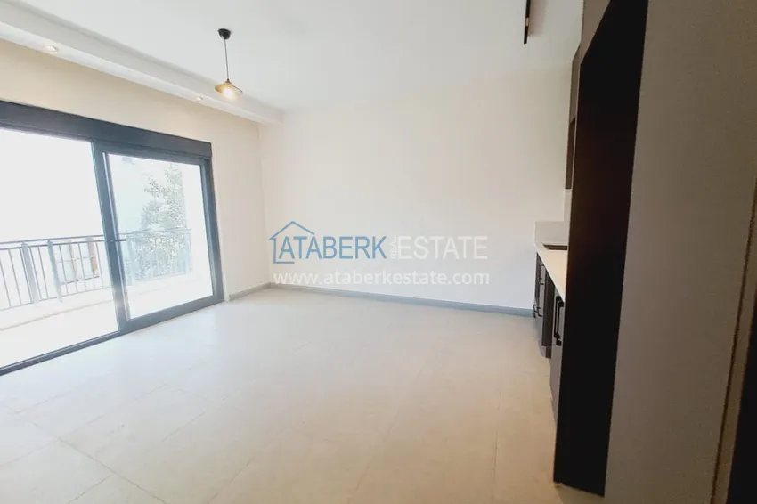 Purchase  Apartment in the center of Alanya, Keykubat beach area 250 meters from the sea - installment payment 1 