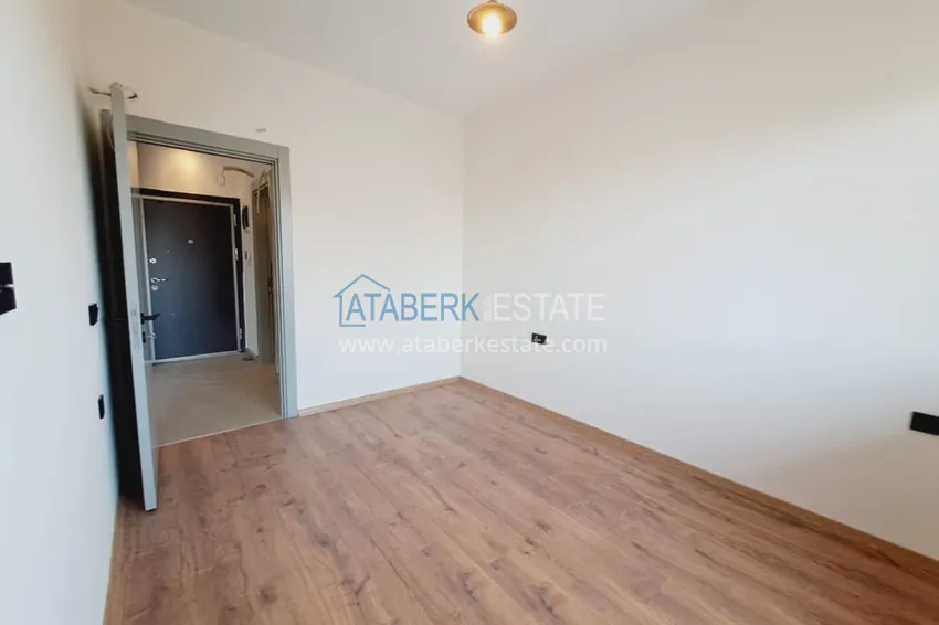 Purchase  1+1 apartment from the owner 250 meters from the sea - New building, Alanya center 10 