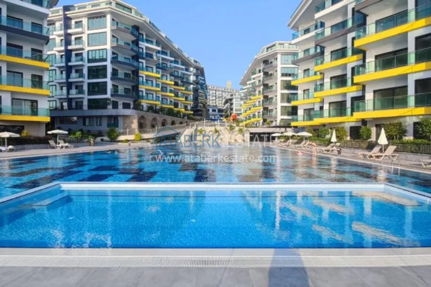 1+1 apartment with furniture and sea views in a complex on the beachfront — Alanya, Kargicak district 2 