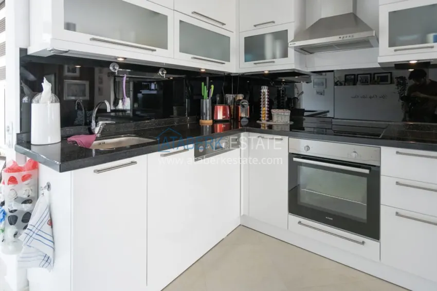 Purchase Furnished apartment with sea view and glazed balcony — first coastal apartment, Oba district 4 