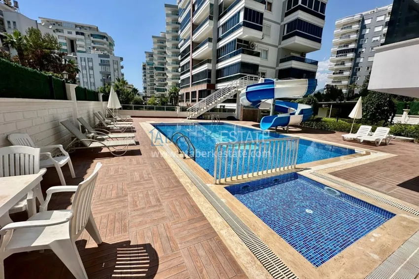 Three bedroom apartment with furniture and mountain views — Mahmutlar, Alanya 4 