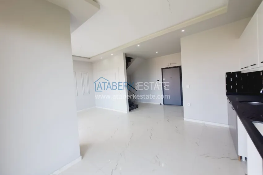 Purchase Duplex penthouse with fine finishing and sea view in Mahmutlar, Alanya 5 
