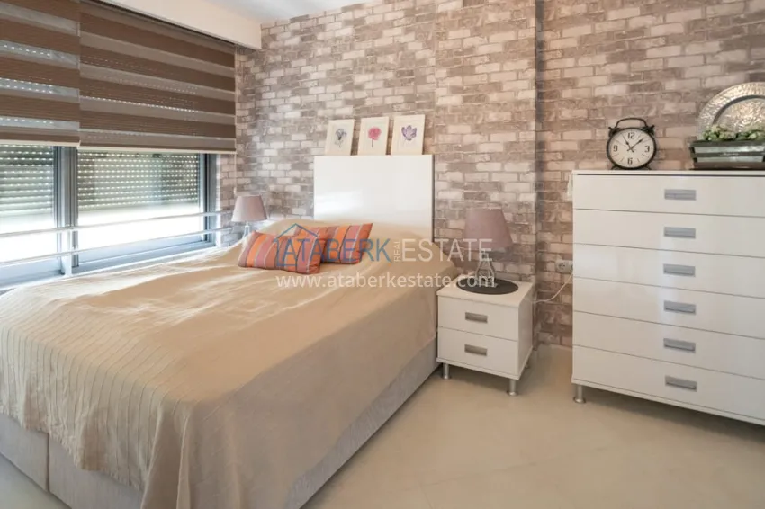 Purchase Furnished apartment with sea view and glazed balcony — first coastal apartment, Oba district 7 