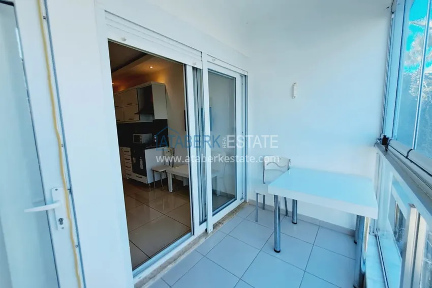 Purchase  1+1 apartment with furniture and glazed balcony in the center of Alanya - Cleopatra beach area 9 