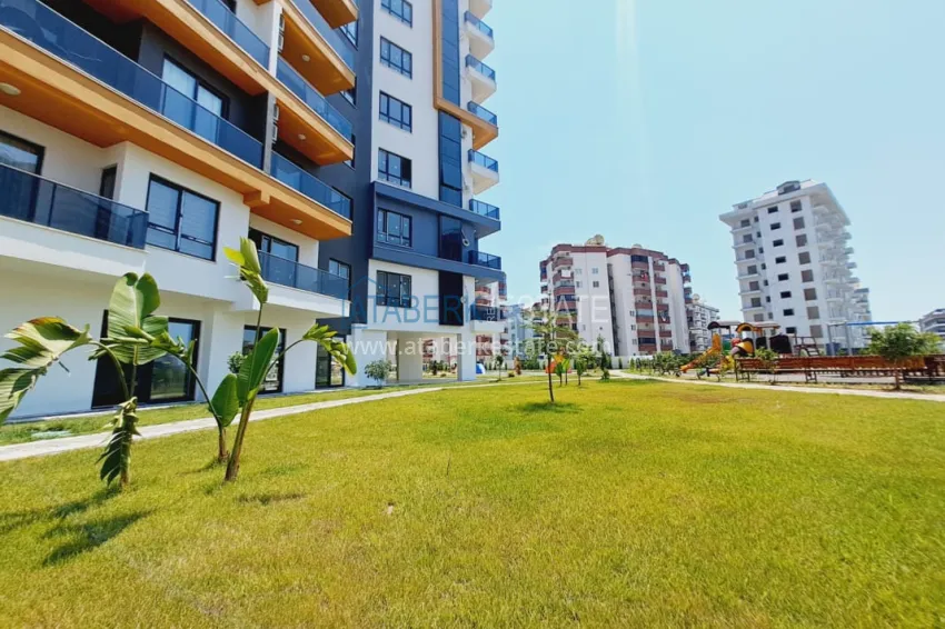 Apartment in Mahmutlar from an investor in a residential complex under construction 11 