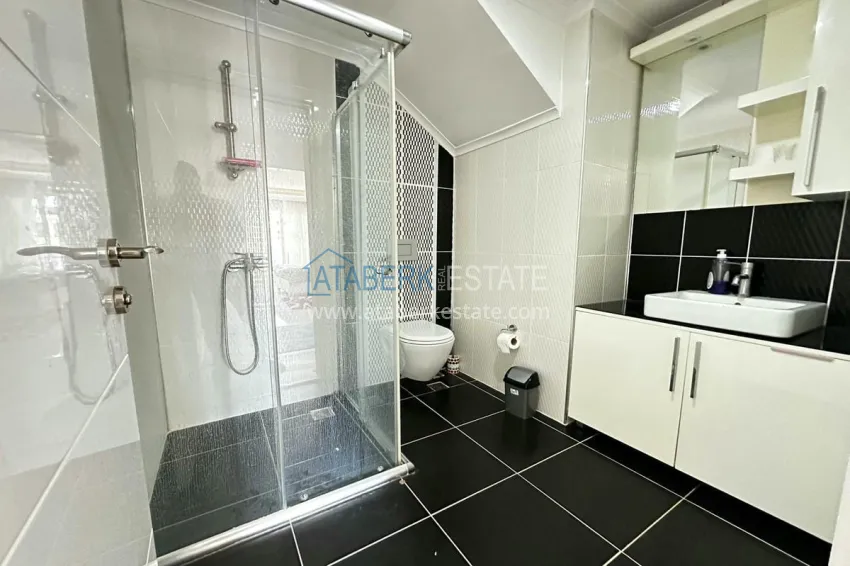 Purchase Duplex penthouse with furniture and sea views. Tosmur District, Alanya 17