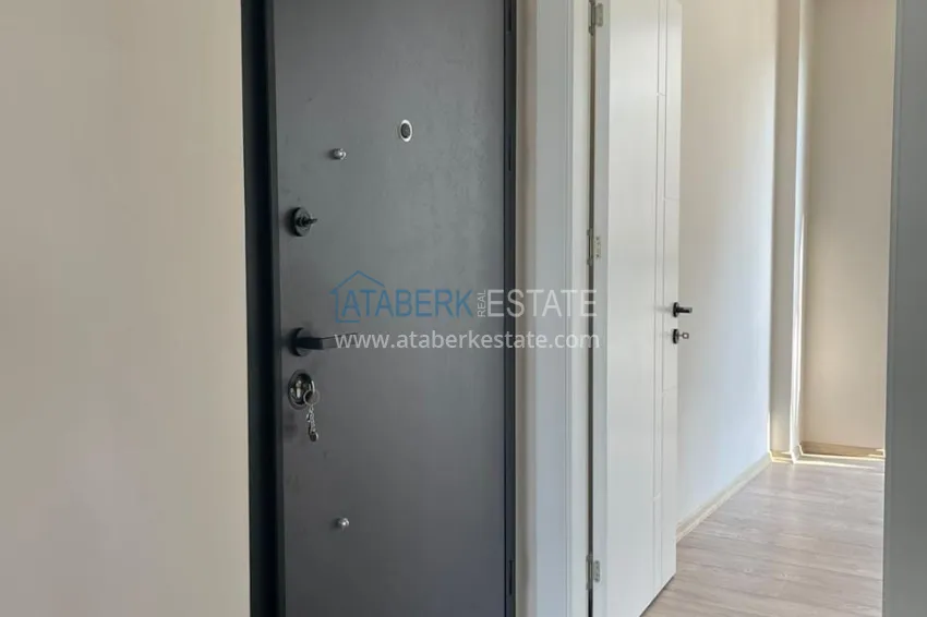 Purchase 1+1 apartment in the center of Alanya in a new modern complex - Cleopatra beach area 1 