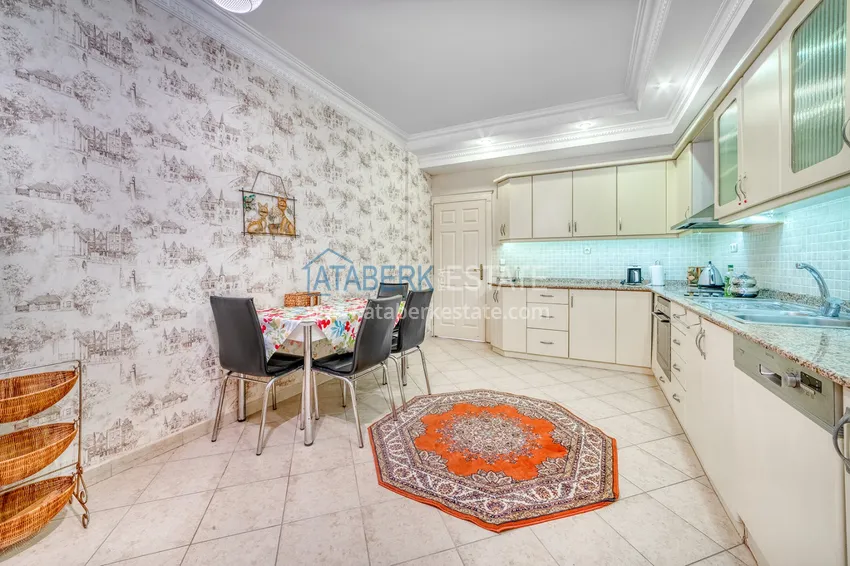 Purchase  Linear five-room turnkey apartment with separate kitchen in the center of Alanya 9 