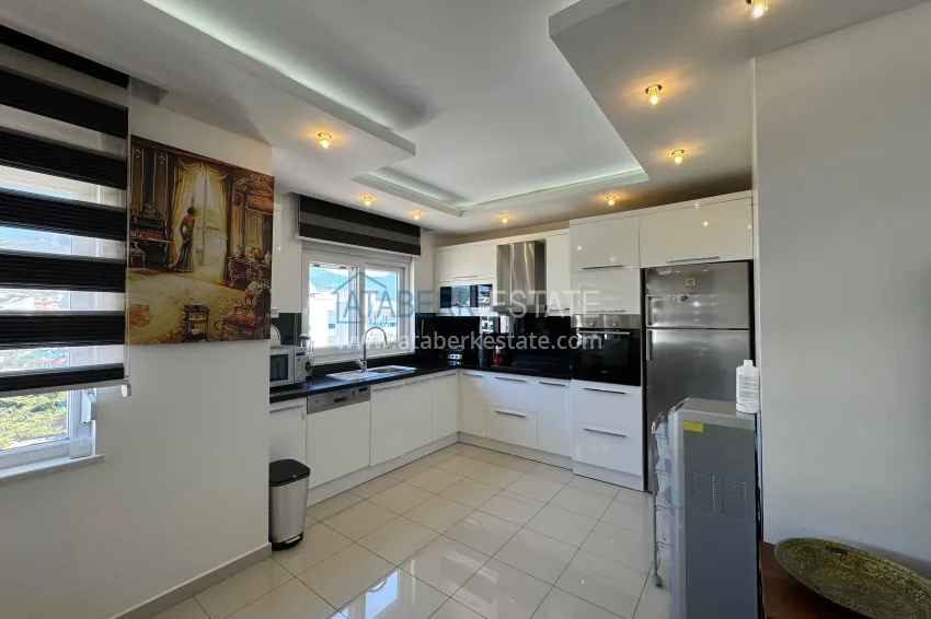 Purchase 4+1 penthouse duplex with furniture and a glazed balcony, Oba district — Alanya 11 