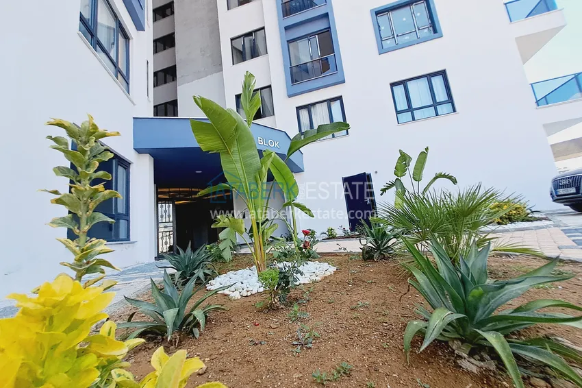 Apartment 1+1 with furniture and mountain views. New buildings in Alanya, district Mahmutlar 17 