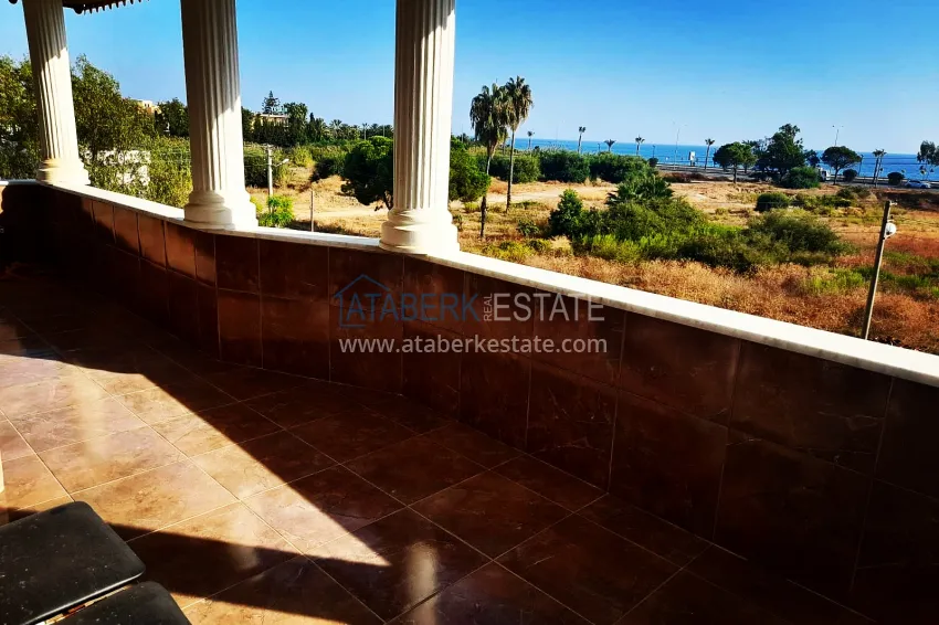 Purchase Three-level villa with private garden and sea view in Konakli, Alanya 21 